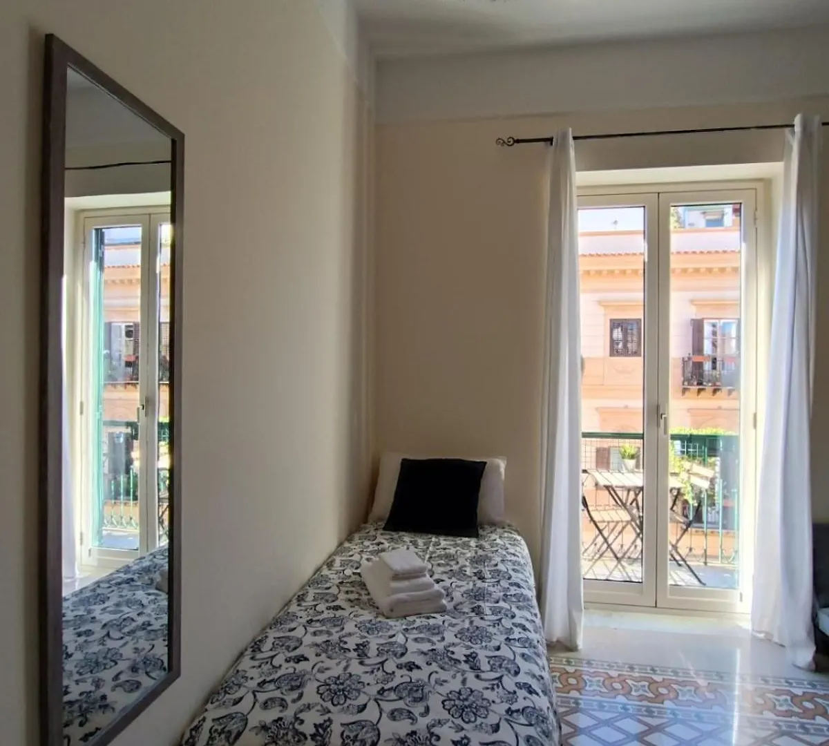 Room Sixty One Palerme 0*,  Italie